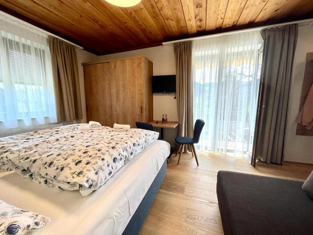 Pension Sommerauer Халляйн Экстерьер фото